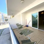 Apartment 2 Cozy Apts, Fast Internet, 5 Min Walk To Beach! Larnaca