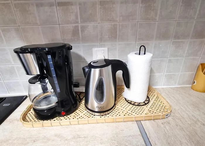 2 Cozy Apts, Fast Internet, 5 Min Walk To Beach! Apartament Larnaca