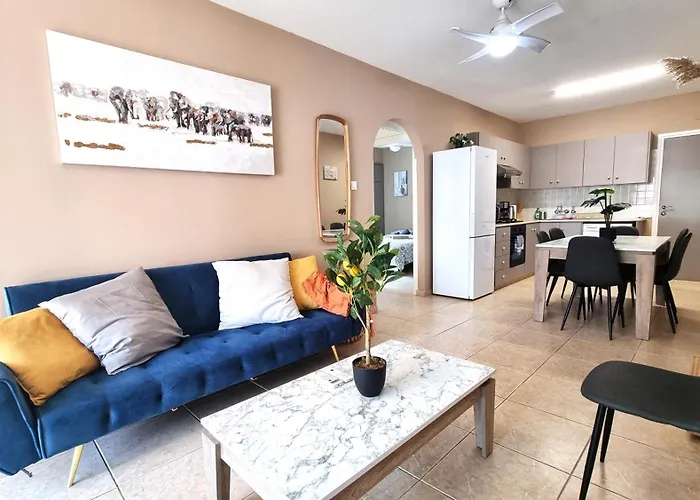 Apartament 2 Cozy Apts, Fast Internet, 5 Min Walk To Beach!